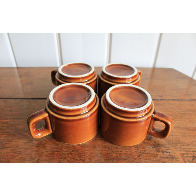 Lot de 4 tasses anciennes à café