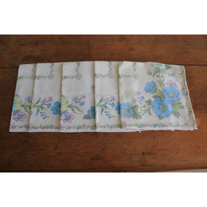 Lot de 5 serviettes de table anciennes