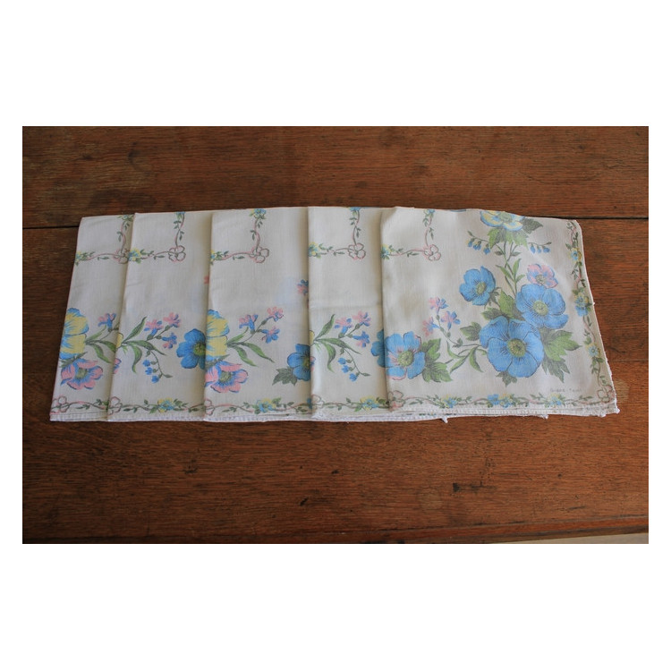Lot de 5 serviettes de table anciennes